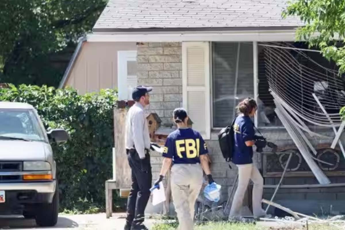 Aksi Spektakuler Agen FBI