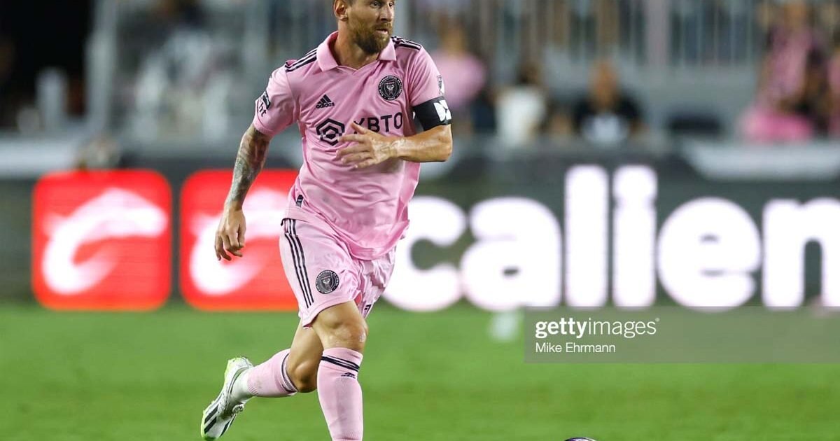 Messi Sebut 10 Rekan Setim Favorit