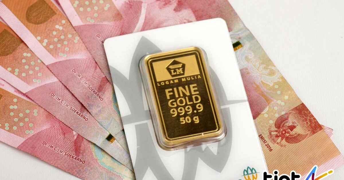 Emas Antam Turun di Awal Pekan