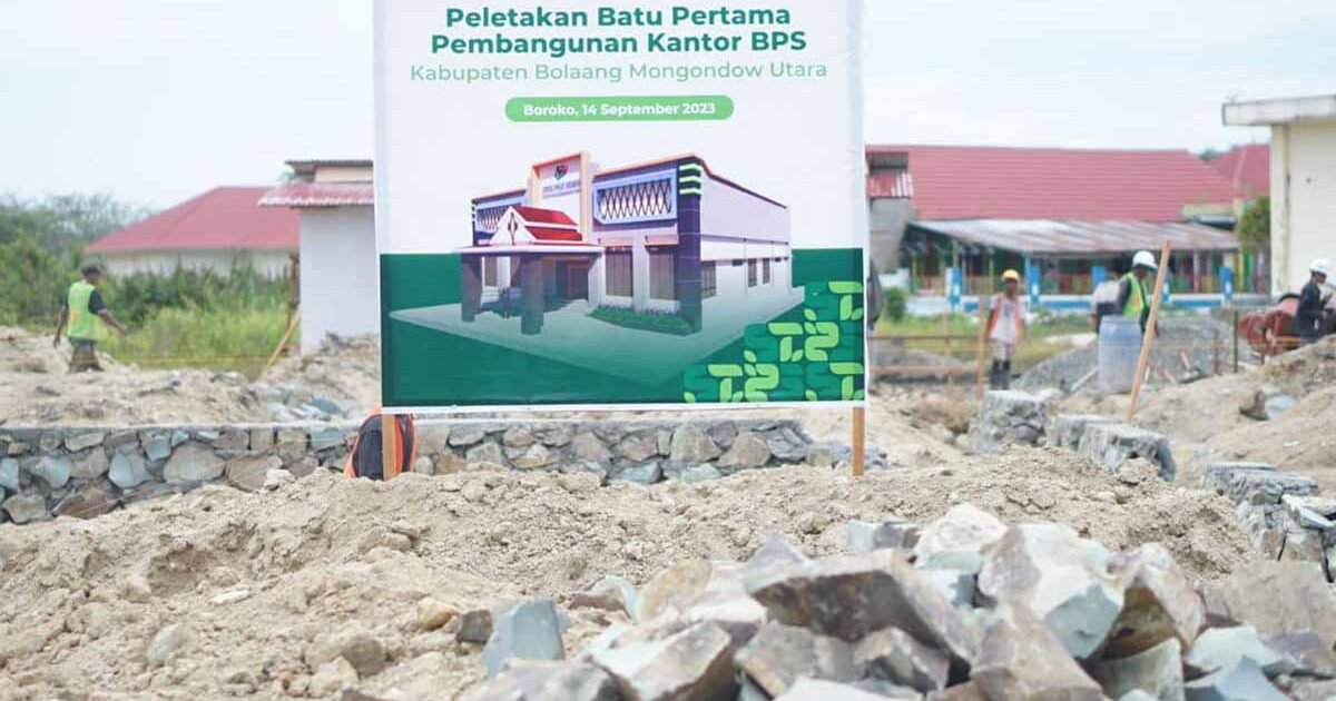 Peletakan Batu Pertama Kantor BPS Bolmut