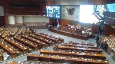 DPR Mengesahkan Perubahan UU ASN