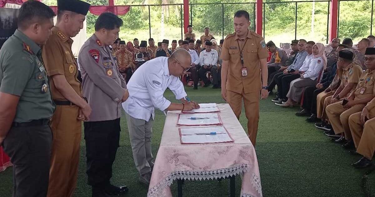 Bupati Bolsel dan KPU Teken NPHD Pilkada 2024