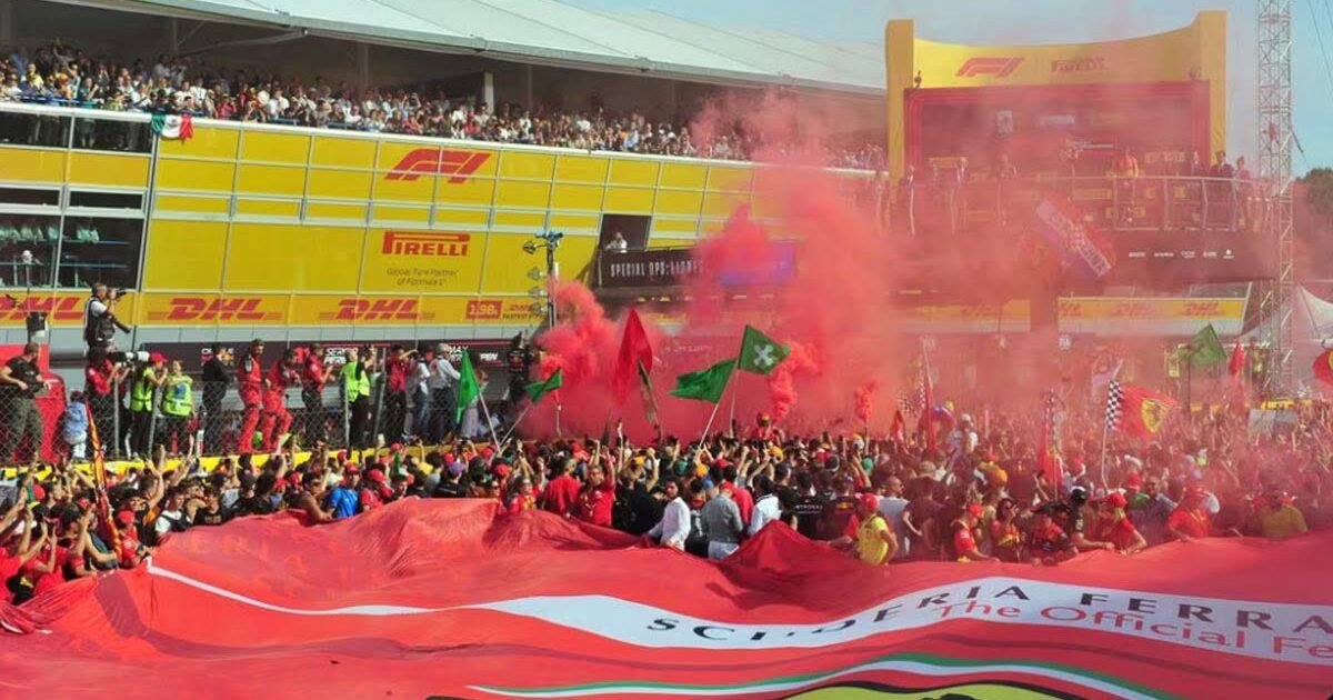 Ferrari Meluncur ke Laut Bersama Soldini