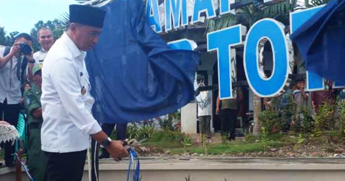 Sam Sachrul Mamonto Meresmikan Gerbang Perbatasan