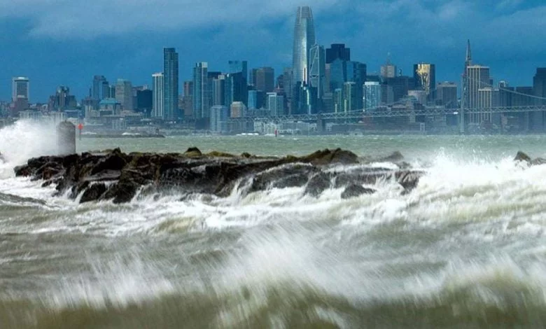 California Badai Dahsyat