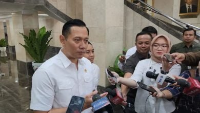 AHY Menemani Jokowi Resmikan Bendungan Lolak