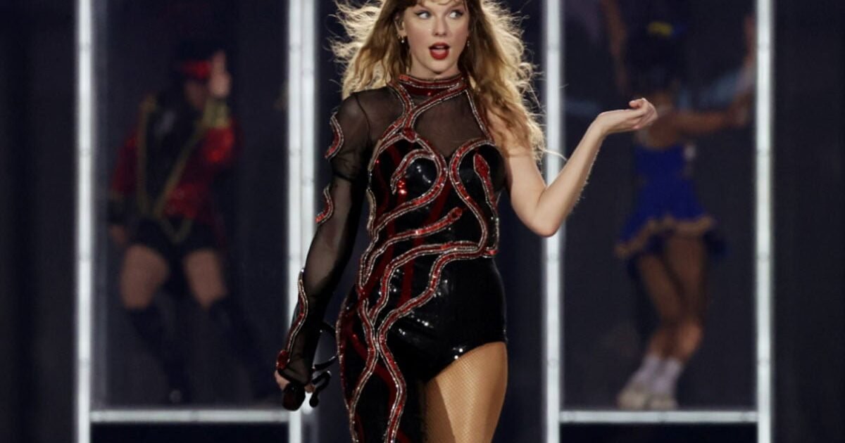 Taylor Swift Menggelar Siaran Langsung Reputation