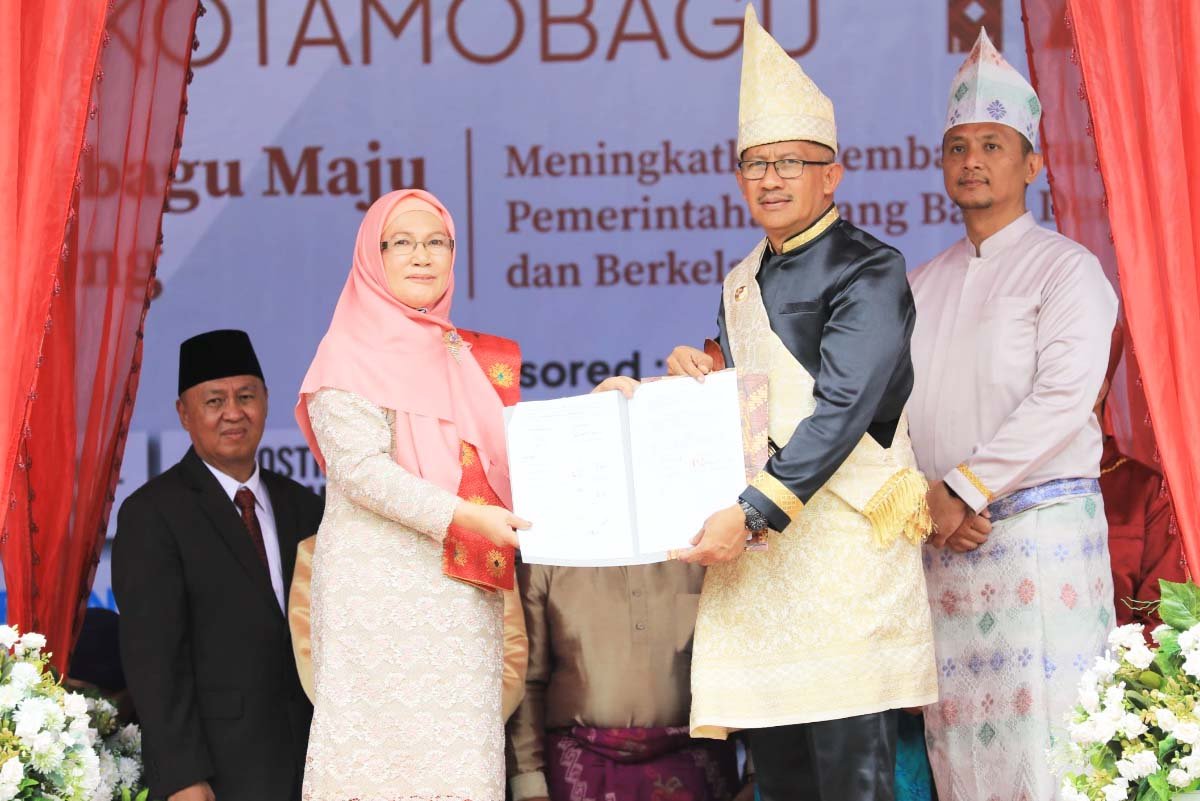 Hibah dari Yayasan Boki Boenia