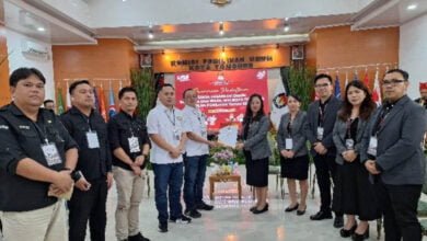Wenny Lumentut Resmi Daftar Calon Walikota Tomohon