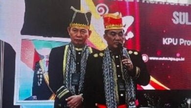 YSK dan Victor Mailangkay Serahkan Berkas Pendaftaran di KPU