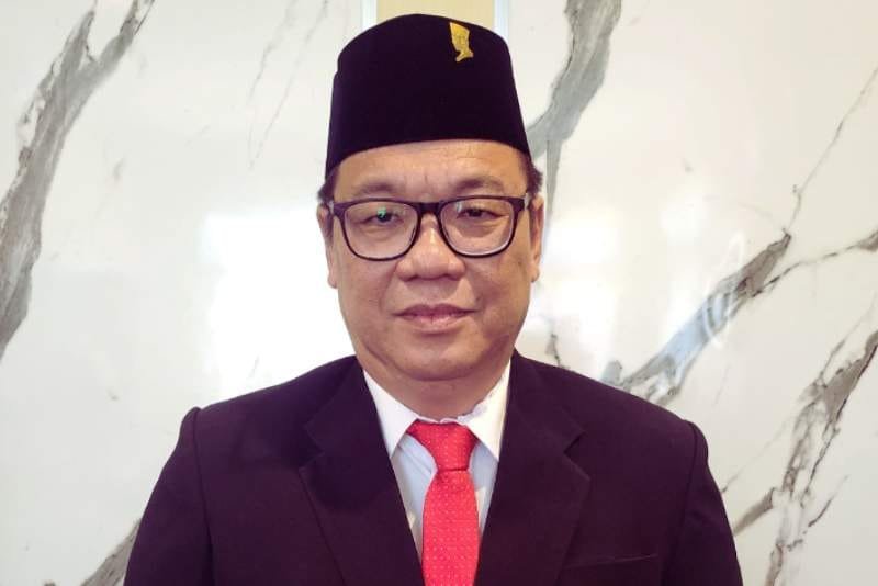 Ketua DPRD Bolmong Tonny Tumbelaka