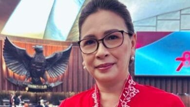 Profil Vanda Sarundajang