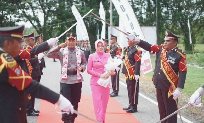 Kapolres Bolsel Kuntadi Budi Pranoto