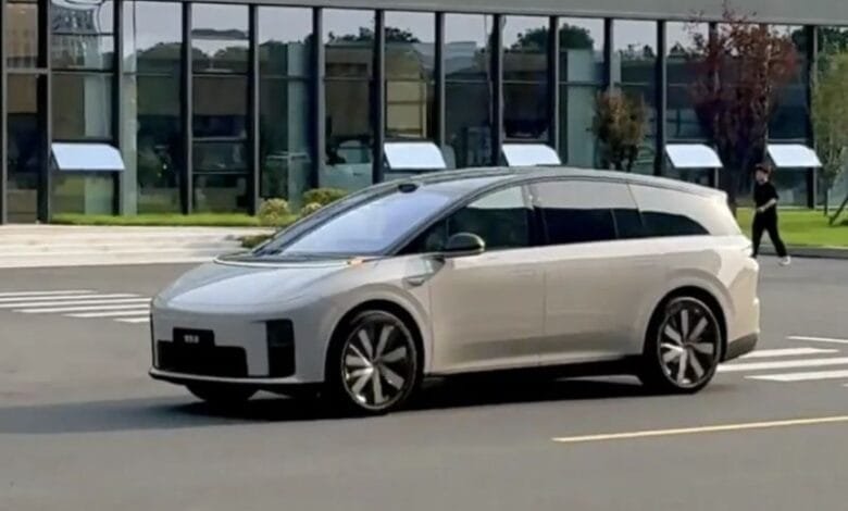 Li Auto i8 SUV listrik