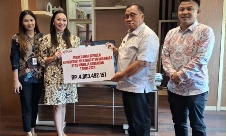 Minahasa Terima Deviden dari Bank SulutGo