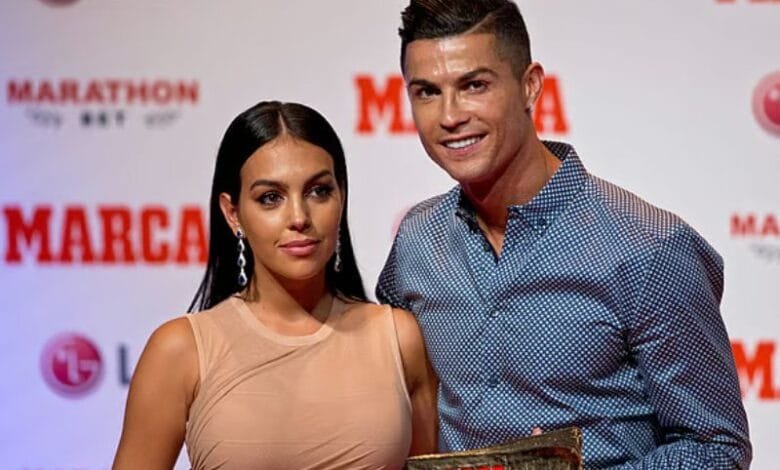 Cincin Ronaldo kepada Georgina