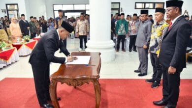 Pelantikan Sekda Boltim
