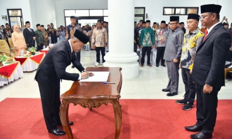 Pelantikan Sekda Boltim