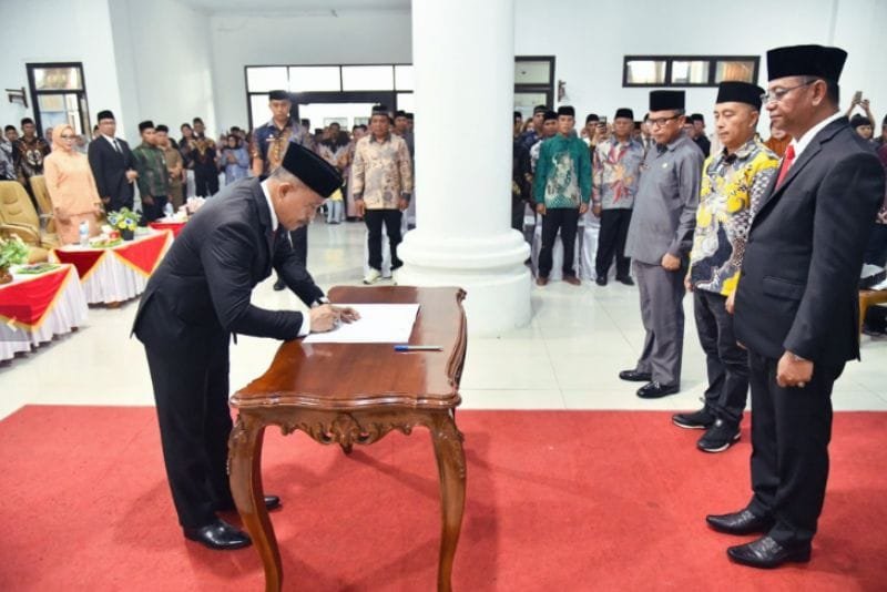 Pelantikan Sekda Boltim