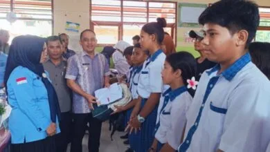 Bantuan perlengkapan sekolah Bolmong