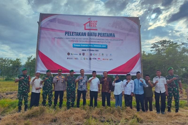 Groundbreaking gerai Koperasi Desa Merah Putih