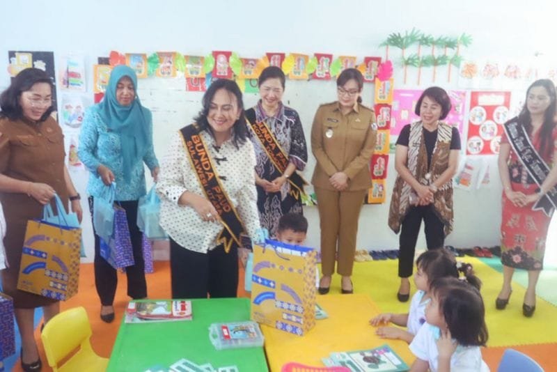 Kunjungan Bunda PAUD Sulawesi Utara ke PAUD di Tomohon