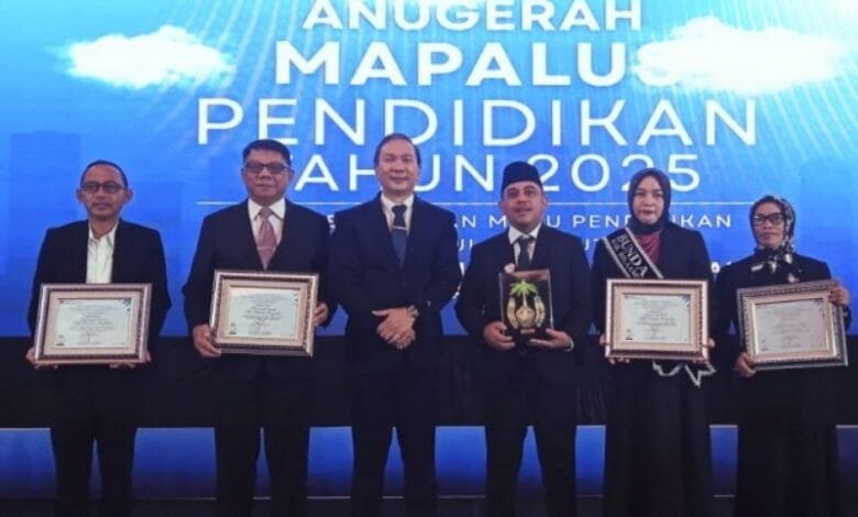 Anugerah Mapalus Pendidikan 2025