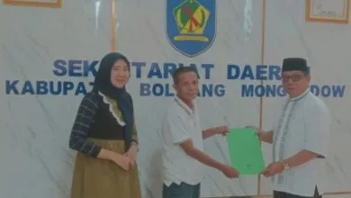 Penyerahan SK Plt Bolmong